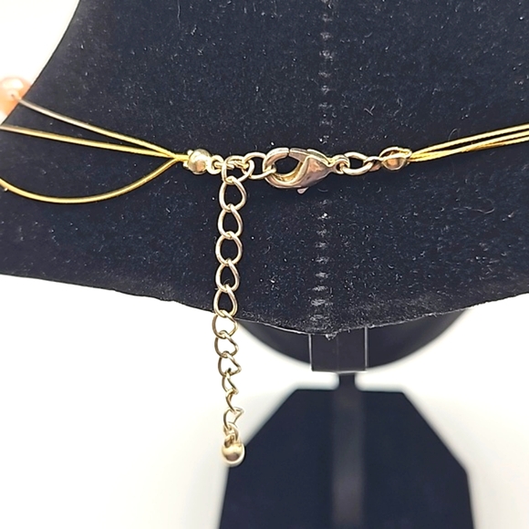 Vintage triple strand wire beaded necklace - Picture 7 of 9